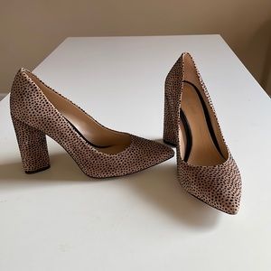 Gianni Bini cheetah print heels